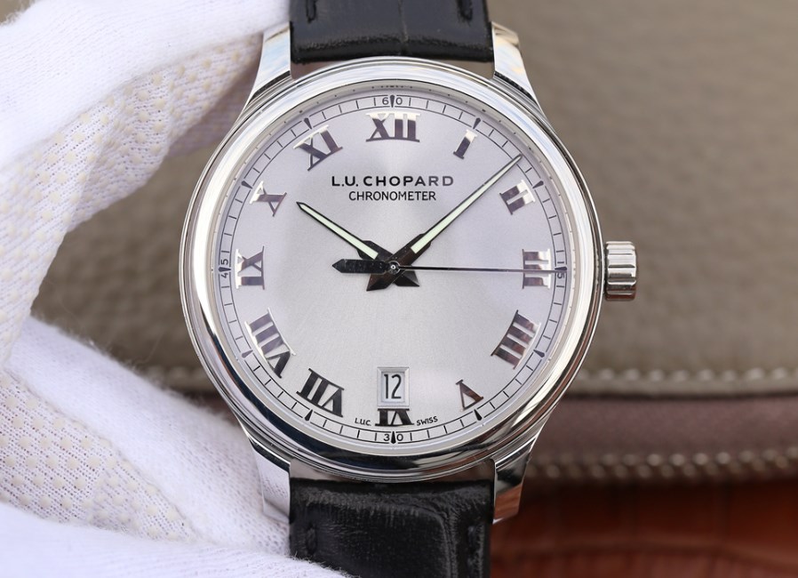 蕭邦手表表帶調(diào)整指南：輕松適配，盡顯優(yōu)雅